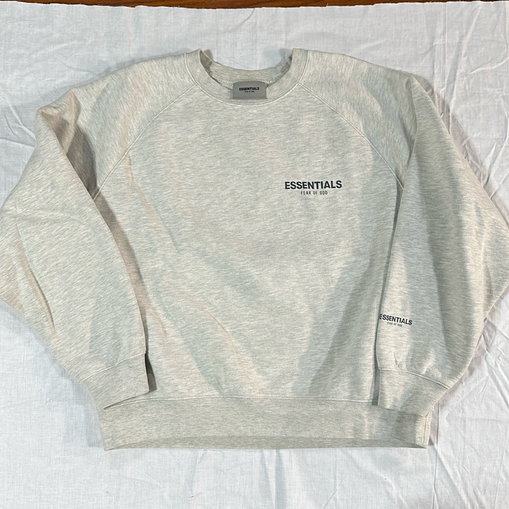 Men’s Fear of God Essentials Crewneck size large. Heather grey, good condition